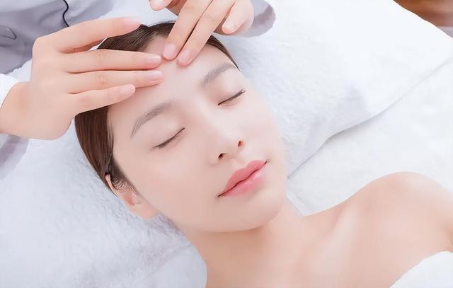 日常脸部清洁